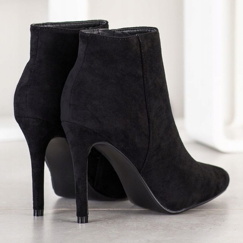 Small Swan Stylische Stiefel auf einem hohen Absatz schwarz 2