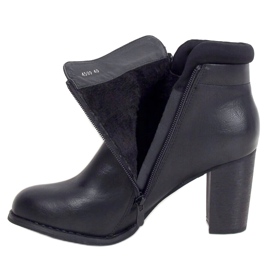 Schwarz 4599 Schwarze High Heels 1