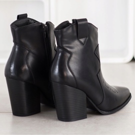 Bella Paris Schwarze Cowgirls 1