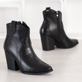 Bella Paris Schwarze Cowgirls 2