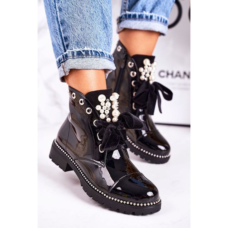 PS1 Warme Damenstiefel mit Perlen, Jets und Schleife, lackiert Perla schwarz 1