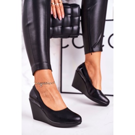 J.STAR But Klassische Pumps mit Keilabsatz für Damen Lackiert Schwarz Ivonne 1