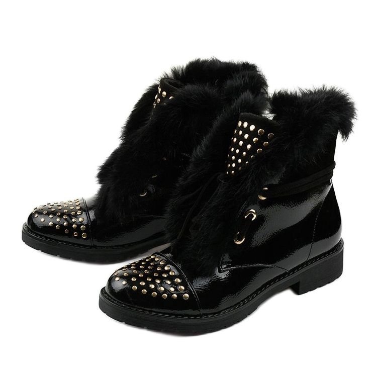 Schwarze flache isolierte lackierte Feminine Stiefel 1