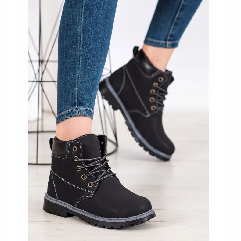 Bona Klassische schwarze Trapper 1