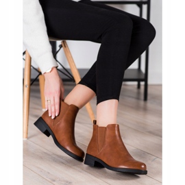 Ideal Shoes Chelsea-Stiefel aus Öko-Leder braun 1