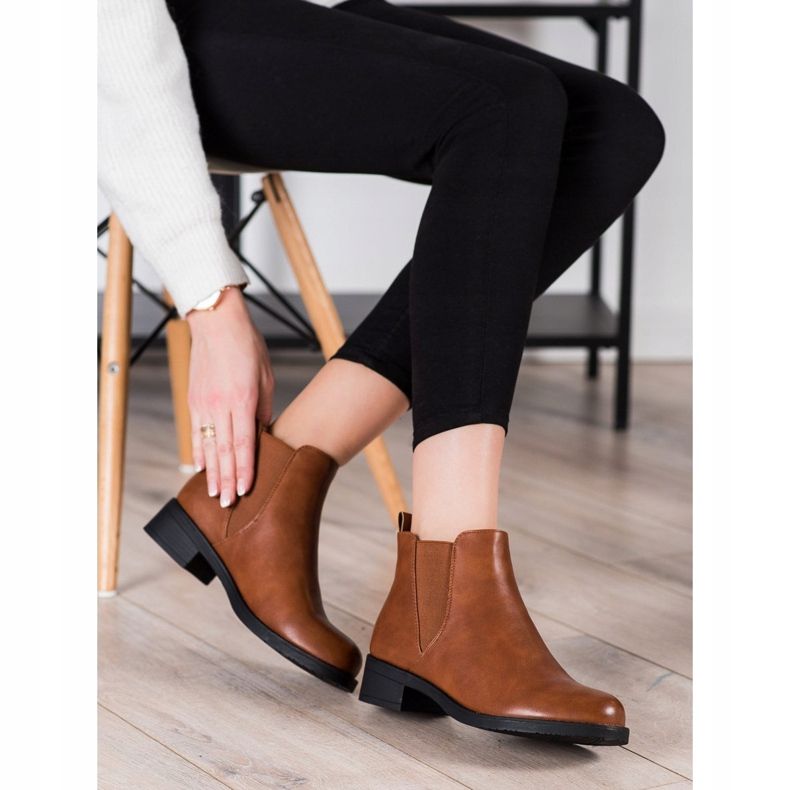 Ideal Shoes Chelsea-Stiefel aus Öko-Leder braun 1