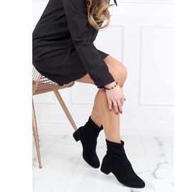 Schwarz YK-103 Schwarze Stiefel mit weichem Obermaterial 1