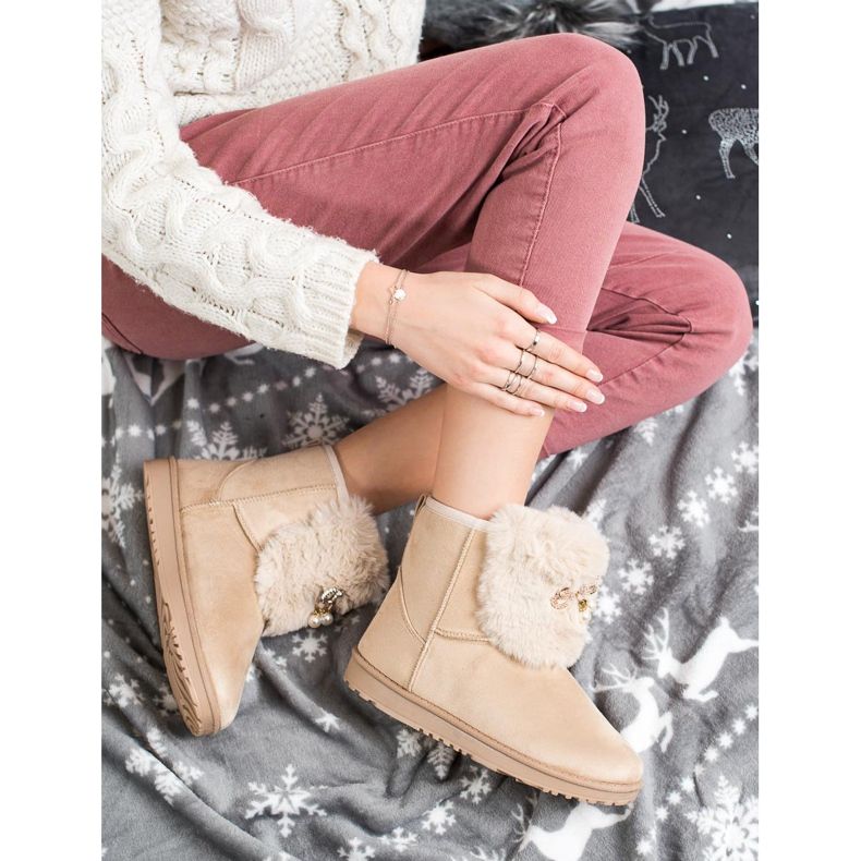 Queentina Warmes Mukluki mit Ornament beige 1