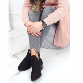 Schwarze Stiefel mit Ausschnitt schwarz CM-8M4-1 Black 1