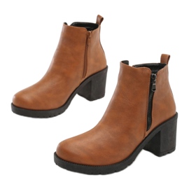 Vices Schraubstöcke T128-68-Kamel braun 1