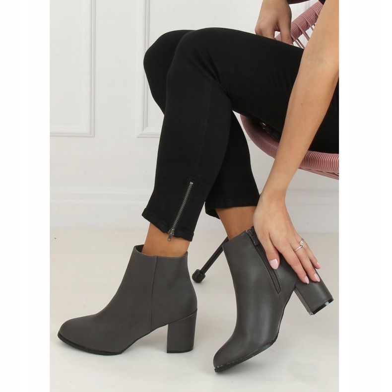 Klassische graue High Heels 77-71 Grau 1