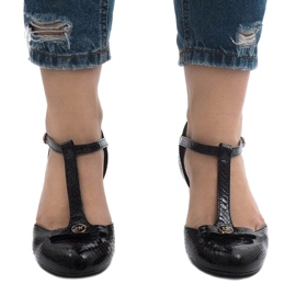 Schwarze Pumps am Pfosten 2239-3 2