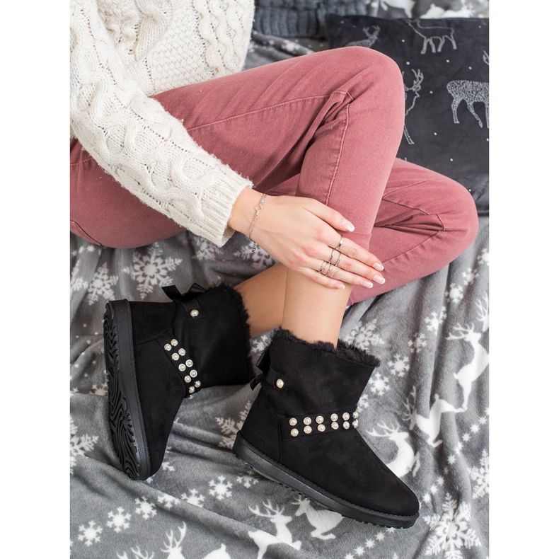 Queentina Schwarzes Mukluki mit Perlen 2