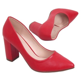 Pumps am roten Pfosten NF-65P Red 1