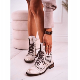 Nicole Weiße durchbrochene Lederstiefel für Damen Abigail 2