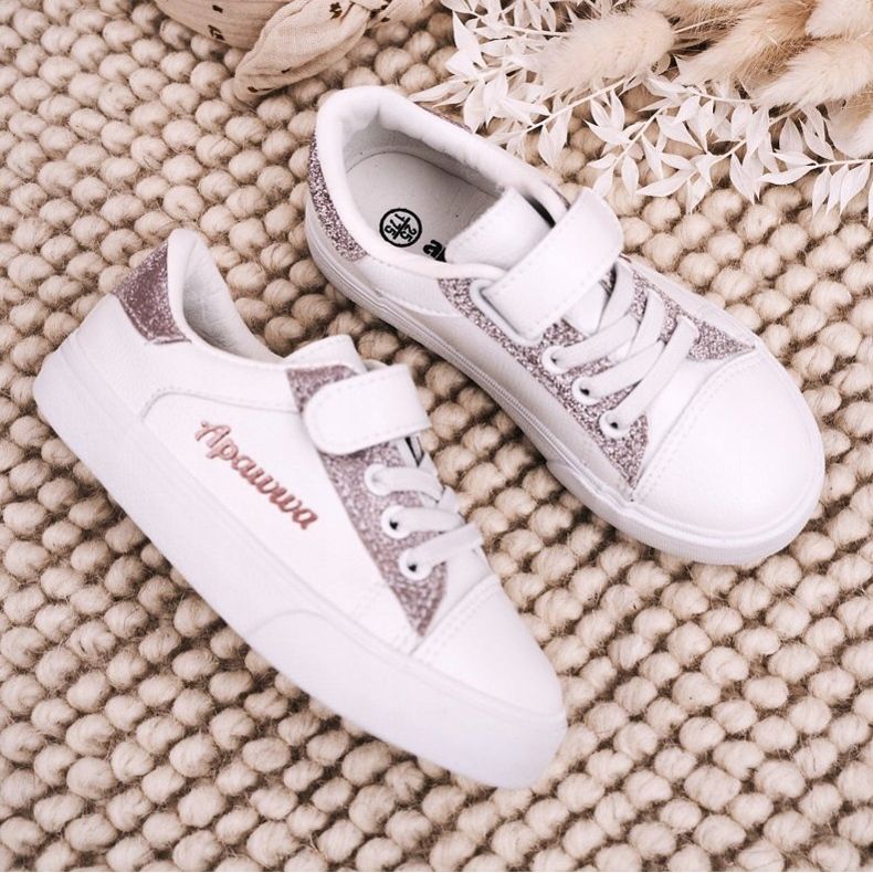 Apawwa Kinder-Sneakers mit weißem Brokat Camila 1