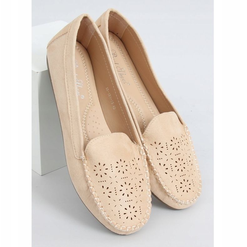 Beige durchbrochene Loafer XR-1R6 Beige 1