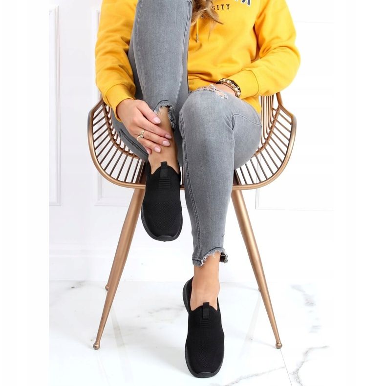 Schwarze Socken Sportschuhe C9273 Negro 1