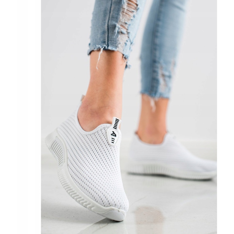 SHELOVET Bequeme Textil-Sneaker weiß 2