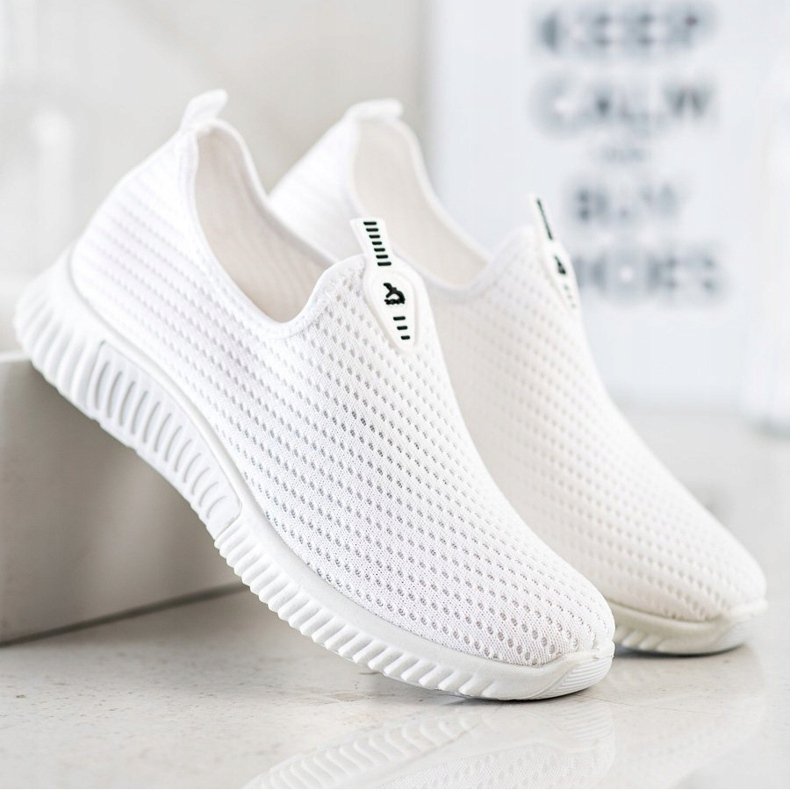 SHELOVET Bequeme Textil-Sneaker weiß 1