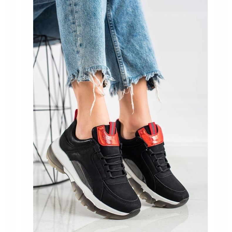 SHELOVET Schwarze Turnschuhe aus Öko-Leder 1