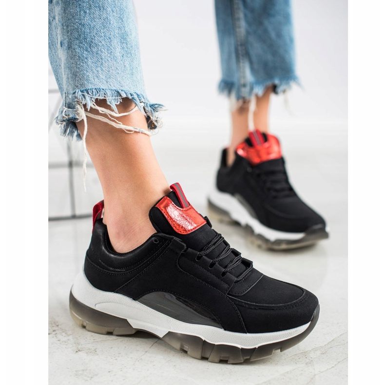 SHELOVET Schwarze Turnschuhe aus Öko-Leder 2