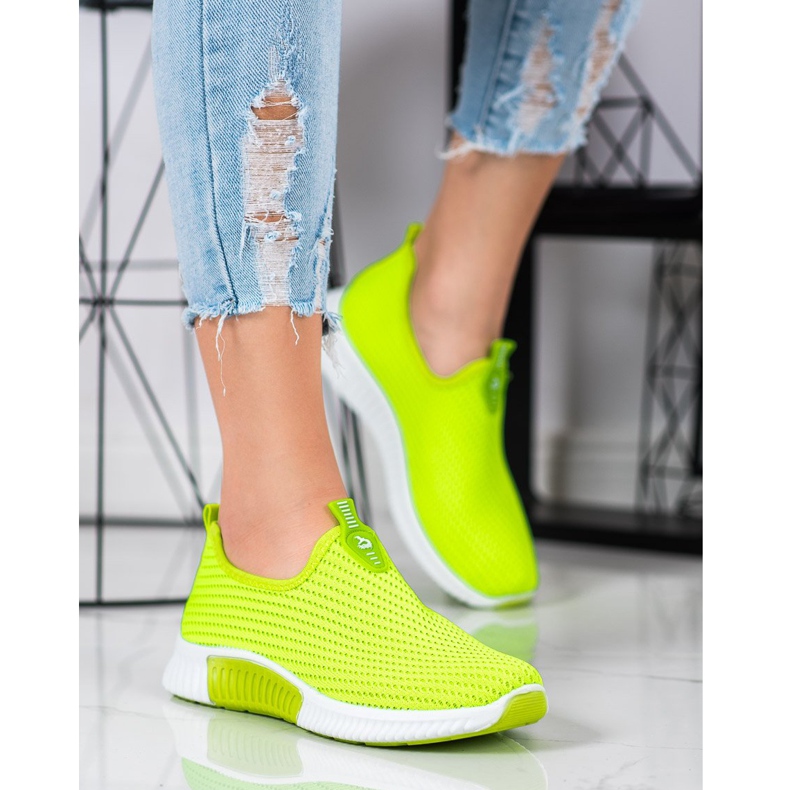 SHELOVET Bequeme Textil-Sneaker grün 1