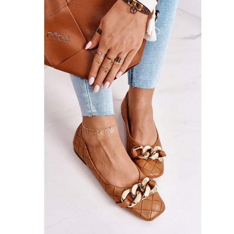 PS1 Elegante gesteppte Ballerinas mit Camel Coco-Kette braun 2