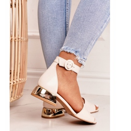 Ledersandalen mit goldenen Absätzen Laura Messi 2143 Beige 1