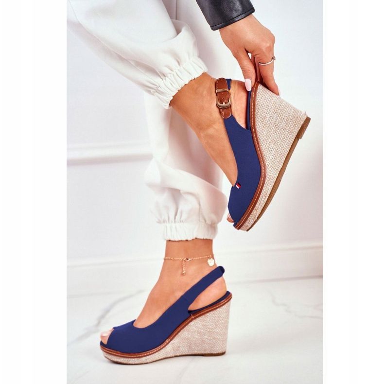 PS1 Tommy Marineblaue Sandalen auf einem geflochtenen Keilabsatz navy blau 1