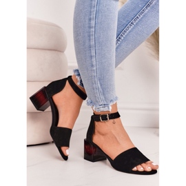 Wildleder-Sandalen mit hohen Absätzen Laura Messi 2285 Schwarz 1