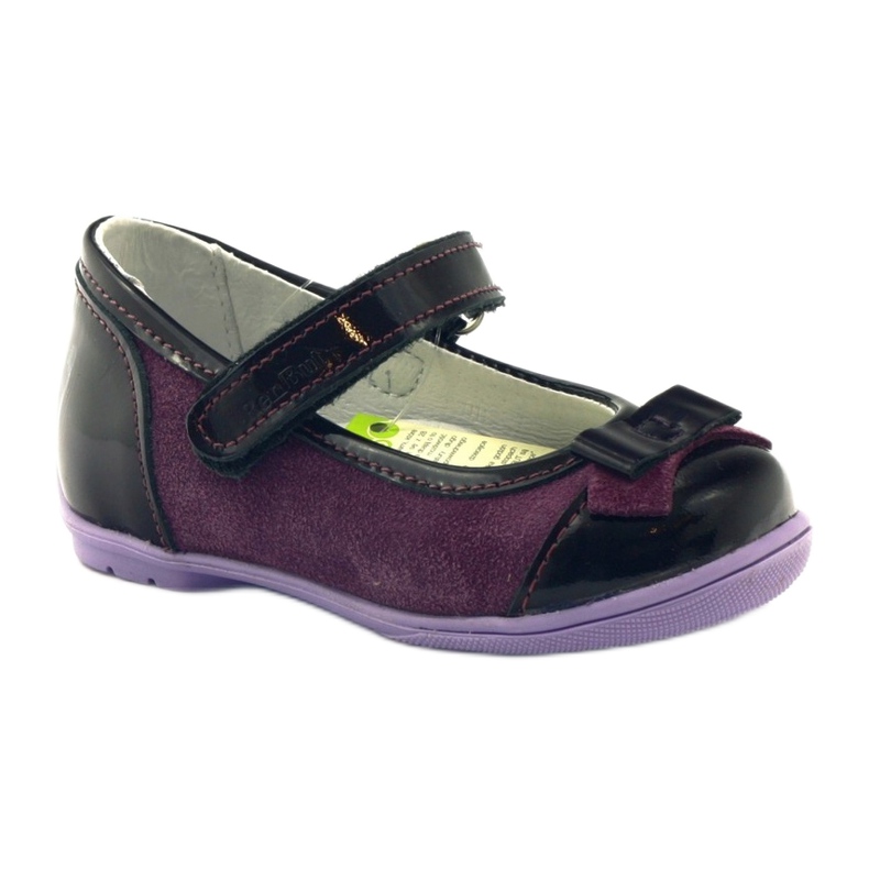 Burgunderrote Lederballerinas mit einer RenBut-Schleife 1