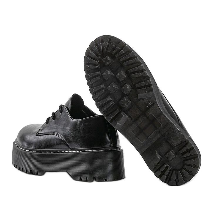 Schwarze Stiefel von Ashly 1