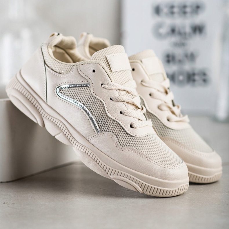 Ideal Shoes Lässige beige Sneakers 1