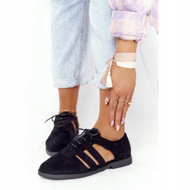 Damen Brogues mit Ausschnitten Schwarz Lu Boo 1