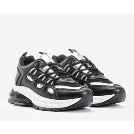 Schwarze Sneaker mit silbernen Guadalupe-Einsätzen 1