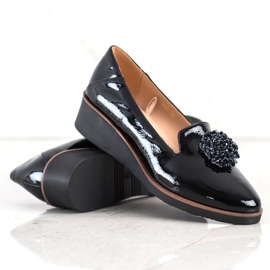 Elegante Herren mit VINCEZA Dekoration schwarz 1