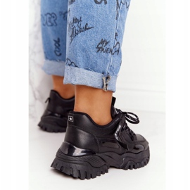 EVE Sneakers für Damen auf einer massiven schwarzen Lachsohle 2