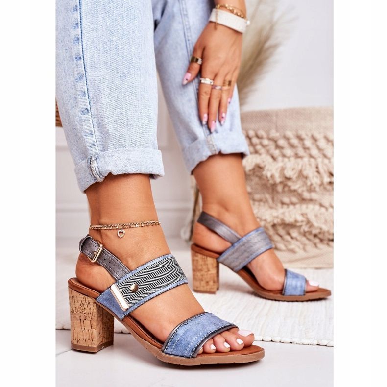 EVE Emma Blue Sandalen auf einer Korkstange braun blau 1