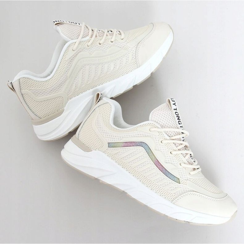 Beige Sportschuhe für Damen J143 Beige 1