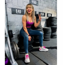 Kylie Klassische Sportschuhe weiß rosa 1