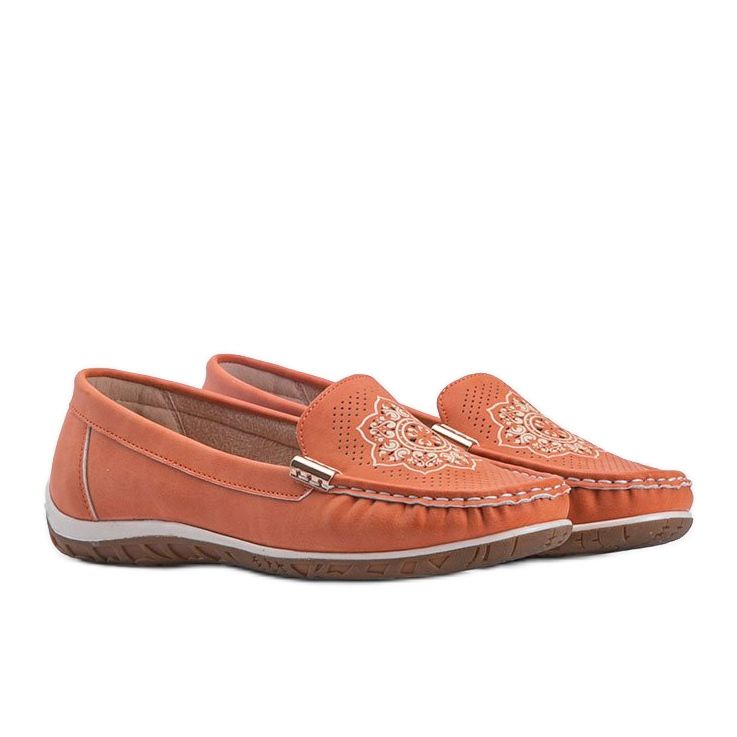 Orangefarbene Loafer Lucy mit Lochmuster 1