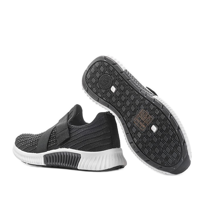 Schwarze Akira Sportschuhe zum Hineinschlüpfen 1