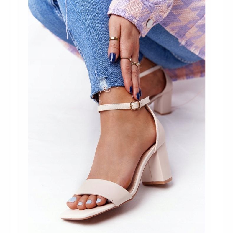 PS1 Sandalen auf High Heels werden so geboren beige 2