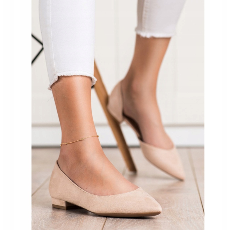 Lovery Ballerinas aus Wildleder mit Cut-Out beige 1