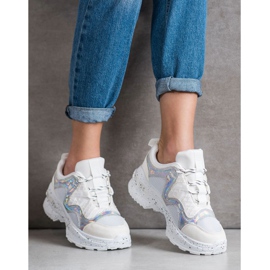 SHELOVET Sneaker mit Holo-Effekt weiß mehrfarbig 2