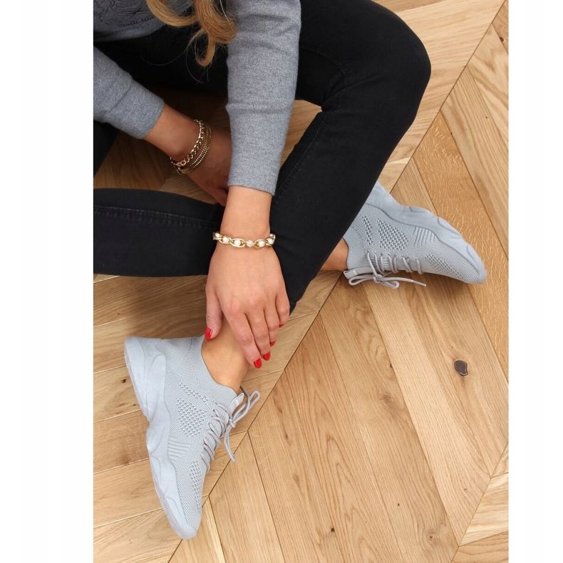 Grau FF-10 Graue Socken Sportschuhe 1