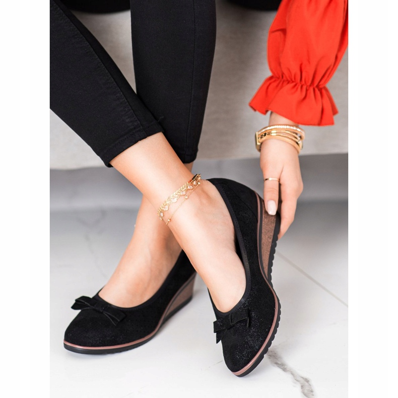 Vinceza Durchbrochene Keilpumpen schwarz 2