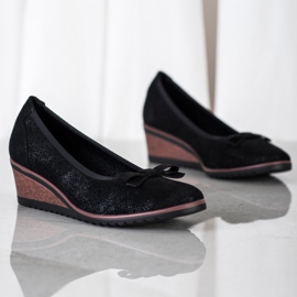 Vinceza Durchbrochene Keilpumpen schwarz 1