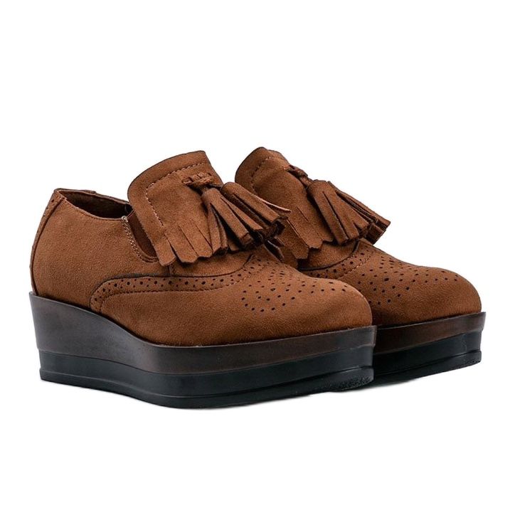 Braune Wildleder-Brogues von Makenzie 1